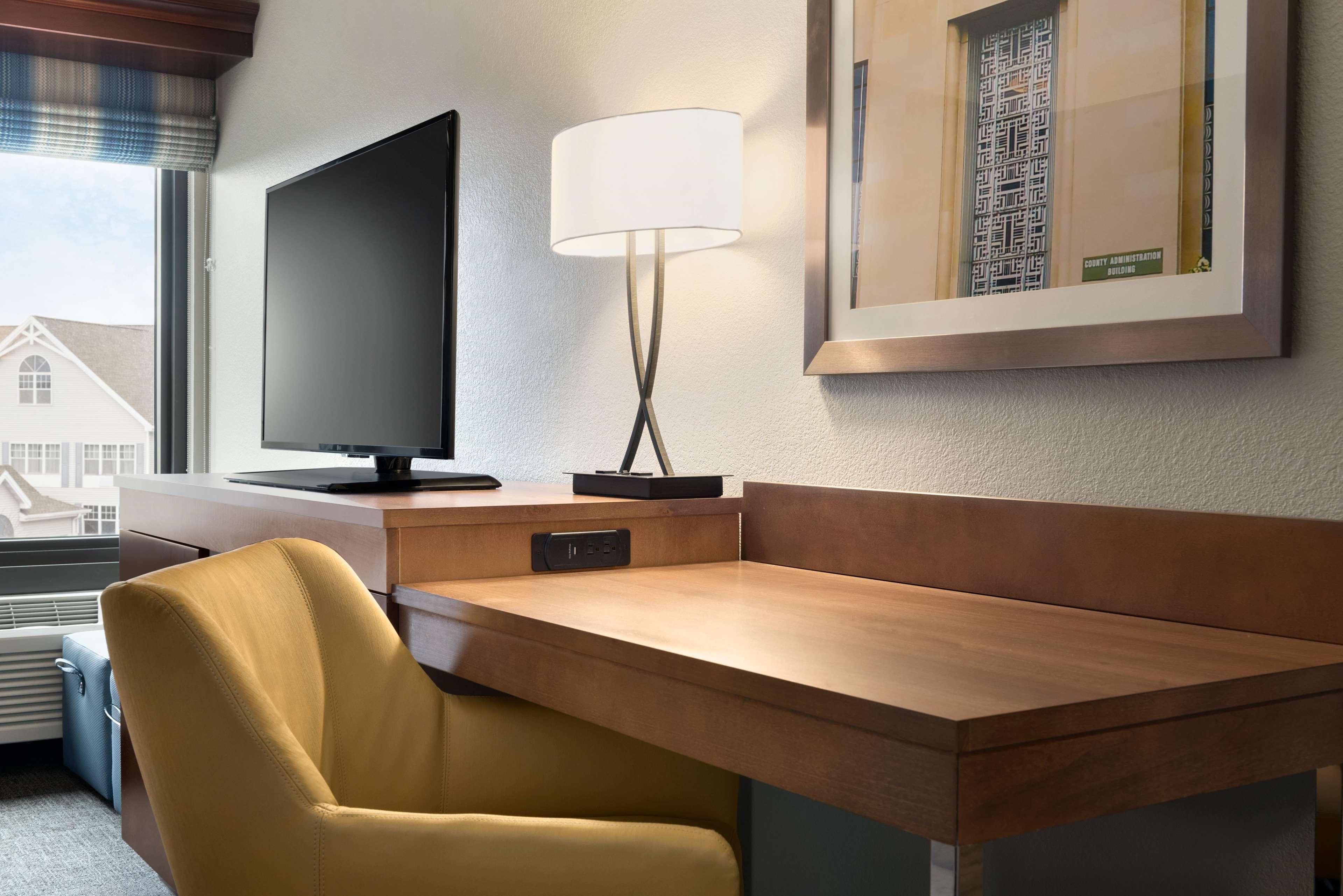Hampton Inn Appleton-Fox River Mall Area Eksteriør bilde