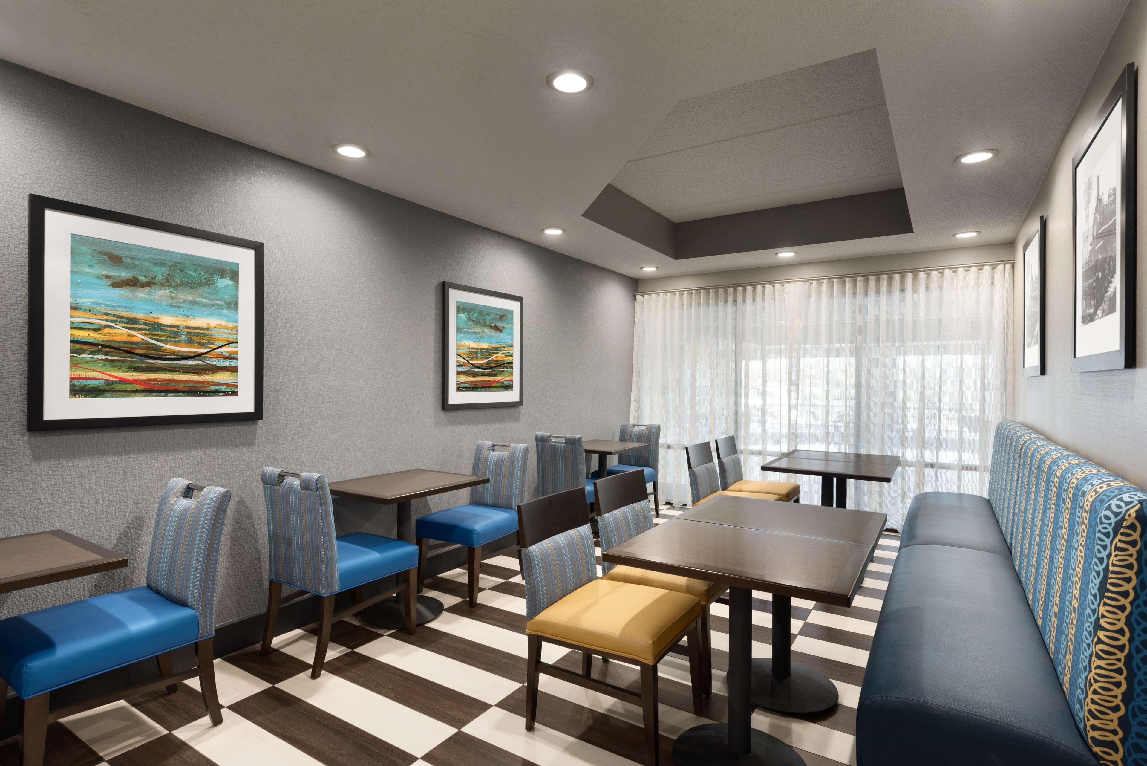 Hampton Inn Appleton-Fox River Mall Area Eksteriør bilde