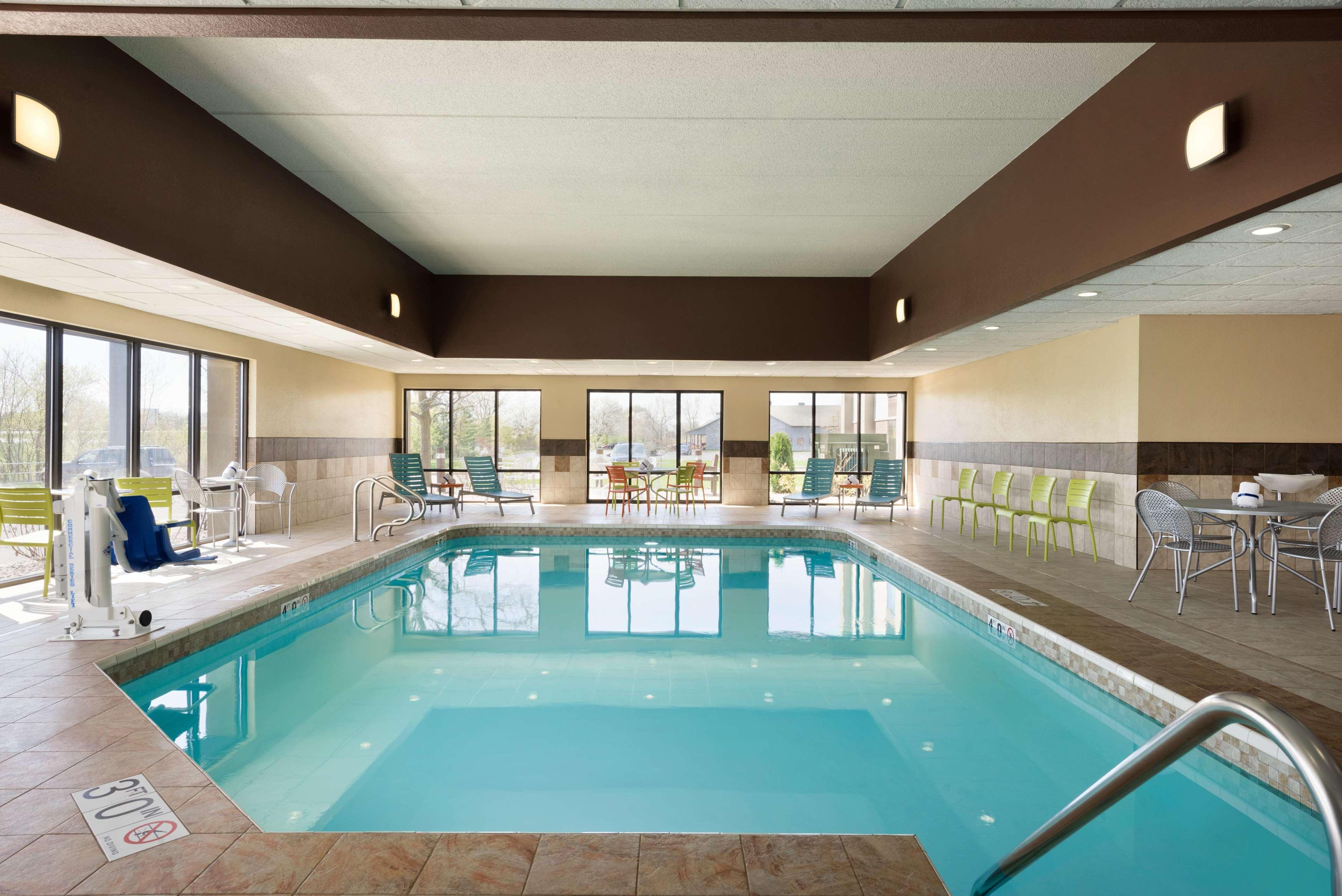 Hampton Inn Appleton-Fox River Mall Area Eksteriør bilde