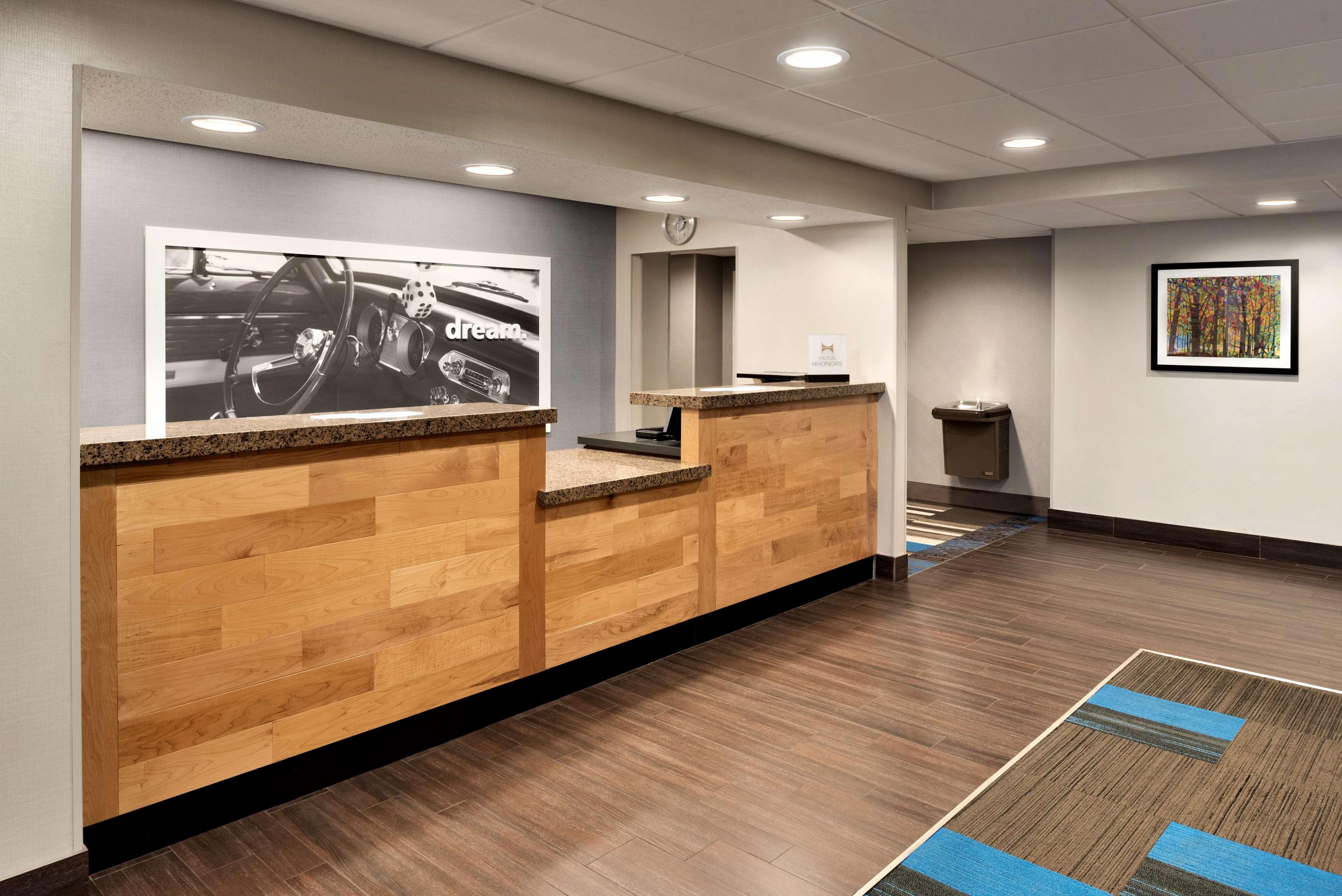 Hampton Inn Appleton-Fox River Mall Area Eksteriør bilde