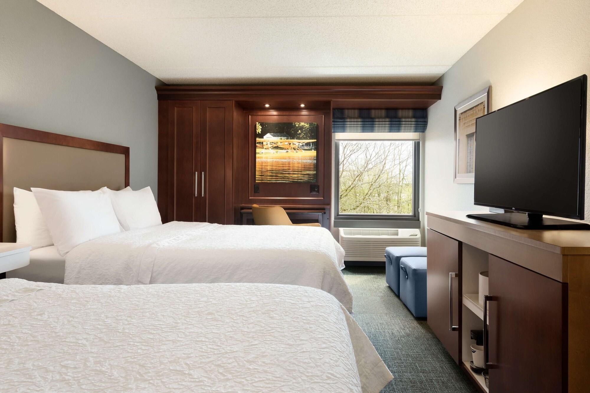 Hampton Inn Appleton-Fox River Mall Area Eksteriør bilde