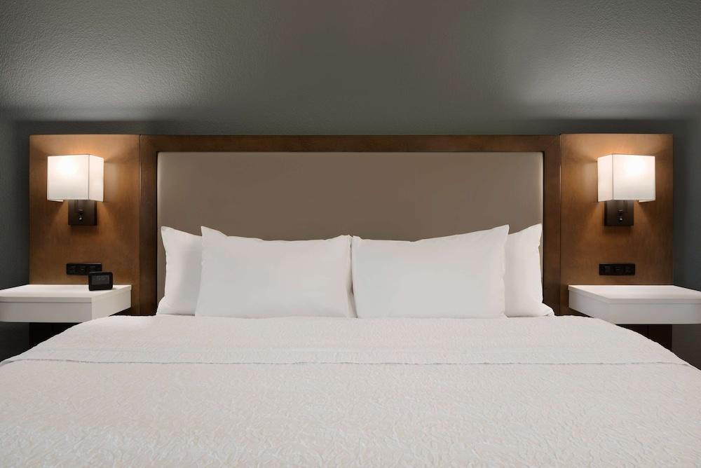 Hampton Inn Appleton-Fox River Mall Area Eksteriør bilde