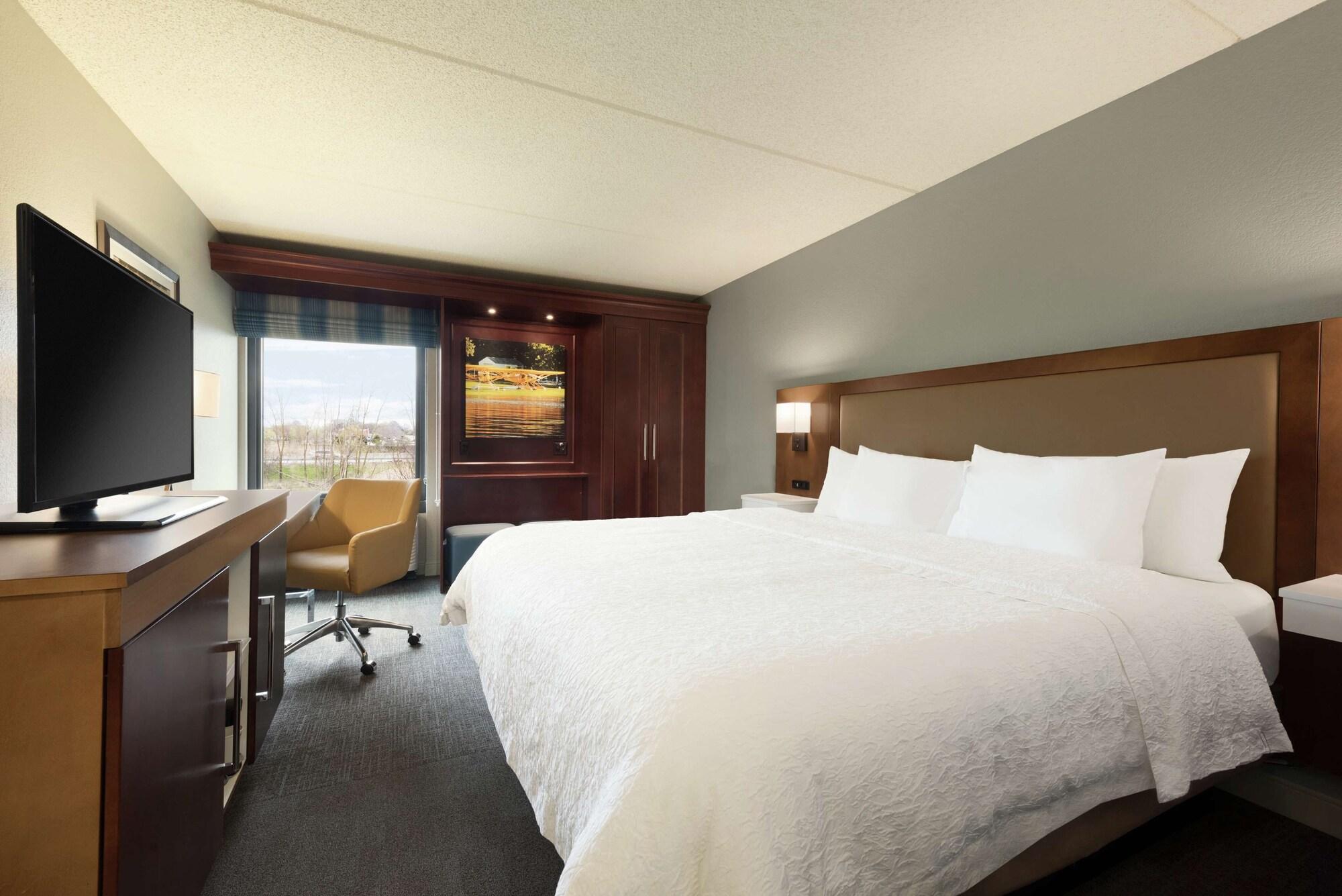 Hampton Inn Appleton-Fox River Mall Area Eksteriør bilde