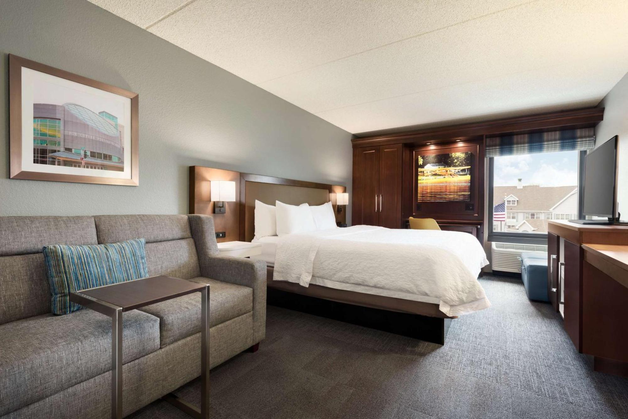 Hampton Inn Appleton-Fox River Mall Area Eksteriør bilde