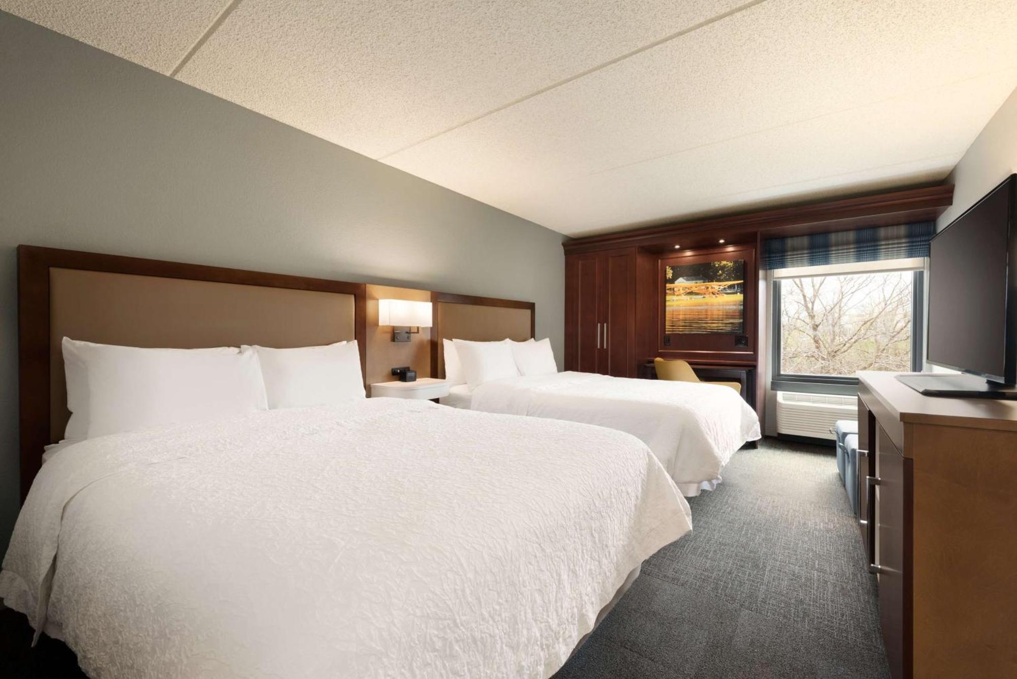 Hampton Inn Appleton-Fox River Mall Area Eksteriør bilde