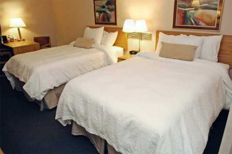 Hampton Inn Appleton-Fox River Mall Area Rom bilde