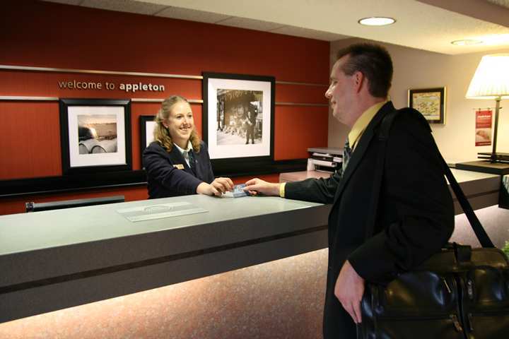 Hampton Inn Appleton-Fox River Mall Area Eksteriør bilde